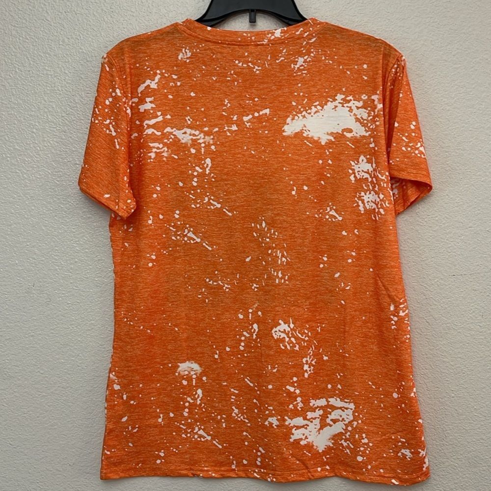 Fall Themed Graphic Print T-Shirt NWT - Picture 5 of 6